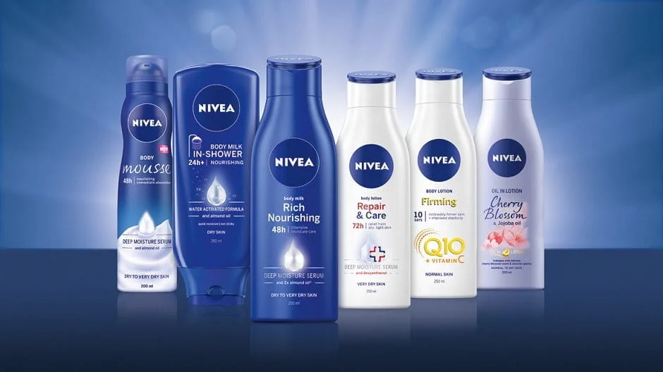 Пакувальник косметики Nivea в Гамбурзі (Німеччина)