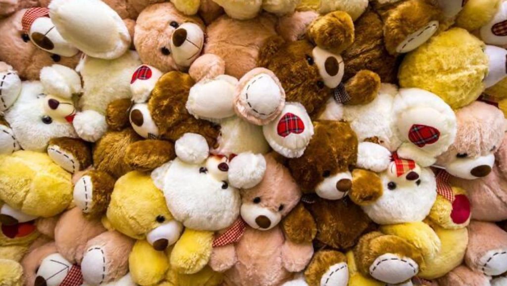 Пакувальник іграшок в Литві (Вільнюс)