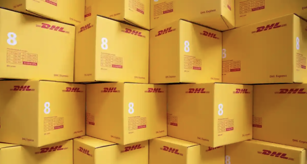 Пакувальник на склад DHL